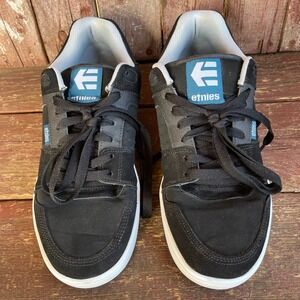 Etnies Mens Rockfield Skate Shoes Vulc Black White Blue Size 11.5